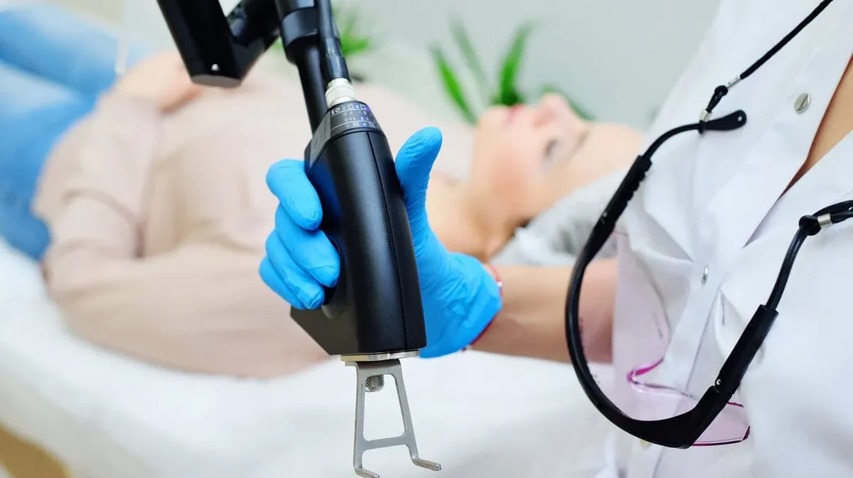 How Does CO2 Laser Resurfacing Treatment Work